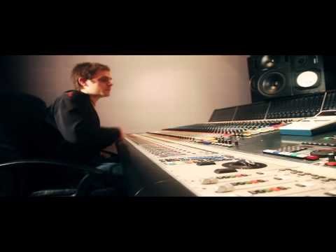 Tinot Vendetta & Yaya Minte - Te prends pas la tête - 2011 [Yong Gfx Films][HD]