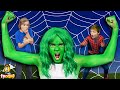 She Hulk Jazzy Smash VS Spider Man Superhero Showdown