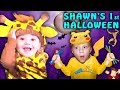 SHAWN S FIRST HALLOWEEN Family Costume Vlog 2016