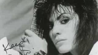 Joan Jett -I Wanna Be Your Dog - (B
