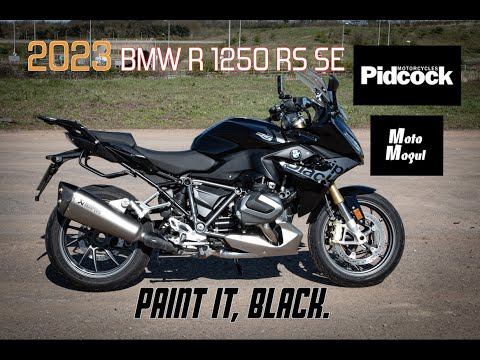The 2023 BMW R 1250 RS SE