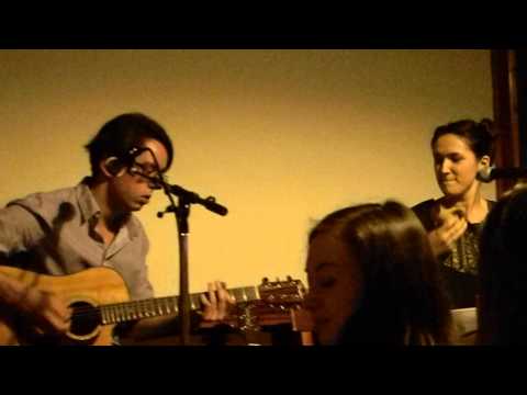 Cici, Radu & Mihai - Nu sunt perfecta / Hit the Road Jack (cover)