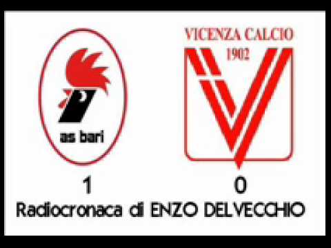 Bari-Vicenza 1-0 - Radiocronaca di Enzo Delvecchio (6/10/2012) da RadioUnoRai