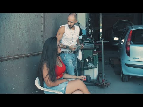 Davide Arezzi - Non parli italiano (Ufficiale 2018)