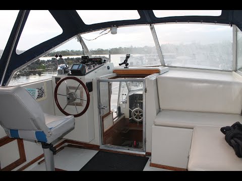 Aft cabin Broom European 35 - Image 2