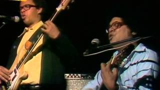 Yo No Te Pido (En Vivo) Lyrics English Translation