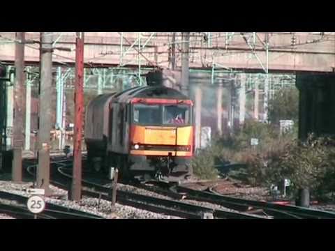 6F78 & a trespasser @ 20-10-2010.wmv