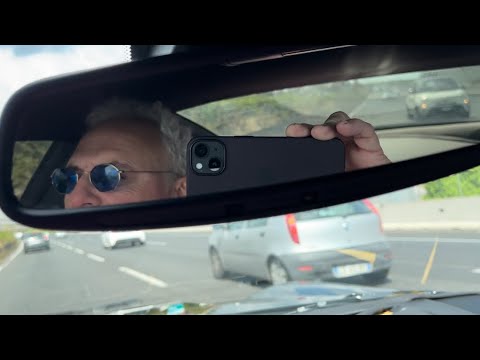 Ferrari 599 GTB Vs Fiat 500 XL Bidet In Corsia D’ Emergenza!