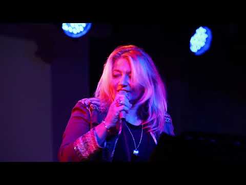 SUMMER CANNIBALS cover Brunella Boschetti ed Ezio Guaitamacchi