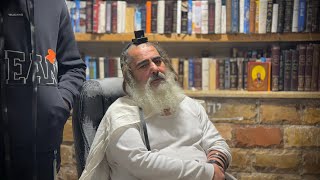 הרב שלום סבג✨למה לחזור בתשובה אם זה רק סבל ?-ח׳ בשבט ה׳תשפ״ו דן בן יעקב 🇮🇱 (הרב שלום סבג) - התמונה מוצגת ישירות מתוך אתר האינטרנט יוטיוב. זכויות היוצרים בתמונה שייכות ליוצרה. קישור קרדיט למקור התוכן נמצא בתוך דף הסרטון