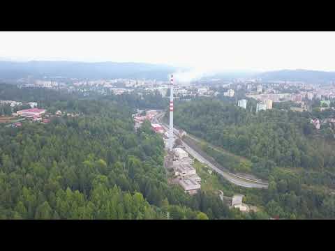 Demolice komínu Brandl.