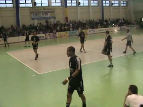 CSU Suceava-Stiinta Bacau 28-27(finalul primei reprize)