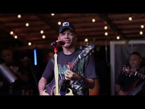 Vete Alejate En Vivo El Varon De La Bachata EDICION ESPECIAL