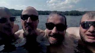 'BIG FISH EATS SMALL FISH' by GAMESDOGLÄR.