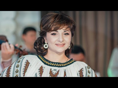 Cristina Ceaus & Orchestra Fratii Stefanet - M-o facut mama lunea (tel: +37360220393)