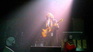 My Morning Jacket - Look At You - Terminal 5 - 10-23-10.3gp