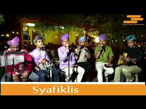 Syafiklis live in  pattani