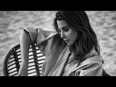 Eish'ha B Afia hassan el shafei ft. nancy ajram x mrawan bablo| عيشها بعافيه حالات واتس بالكلمات