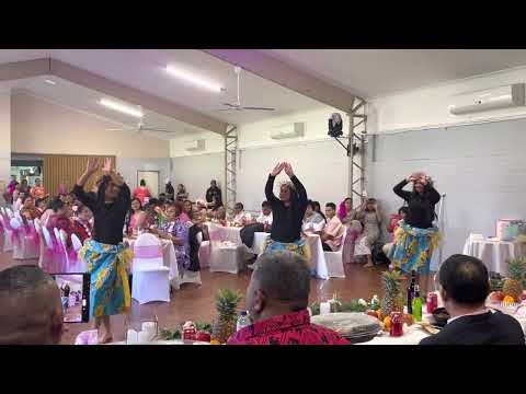 TIMAI SISTERS - Waikiki Tamure