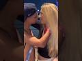 Beijando a loira da festa bonita cantada kiss me #beijo #festa #university