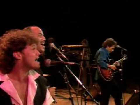 Lee Ritenour, feat. Phil Perry - Mr Briefcase