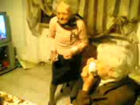 Nonna Violetta balla il twist