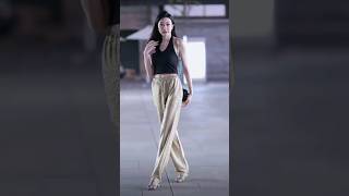 beautiful Chinese street girls #beautiful #Chinese #street #girls