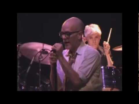 R.E.M. - New Test Leper (Live At the Olympia, Dublin, 2007)