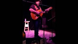 Raul Malo - Strangers in the Night Leadin - New Hope Winery