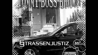 Tommy Boss Brown feat. N.E.G.R.O (KDF) - Hustler im Geschäft