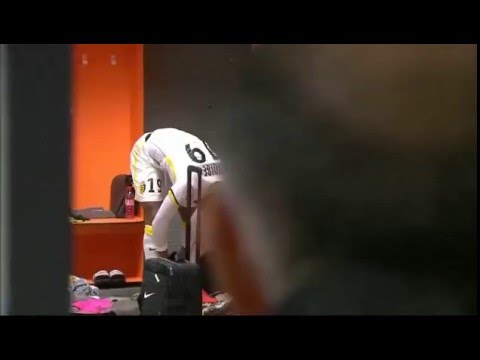 Djibril Sidibé was still in the locker room when the game between Montpellier vs Lille started in th