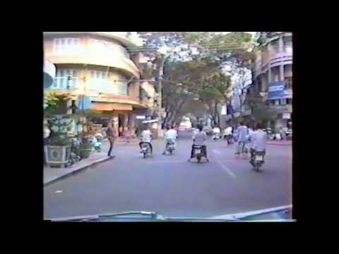 Thể hiện bởi Giao Linh (trước 75)