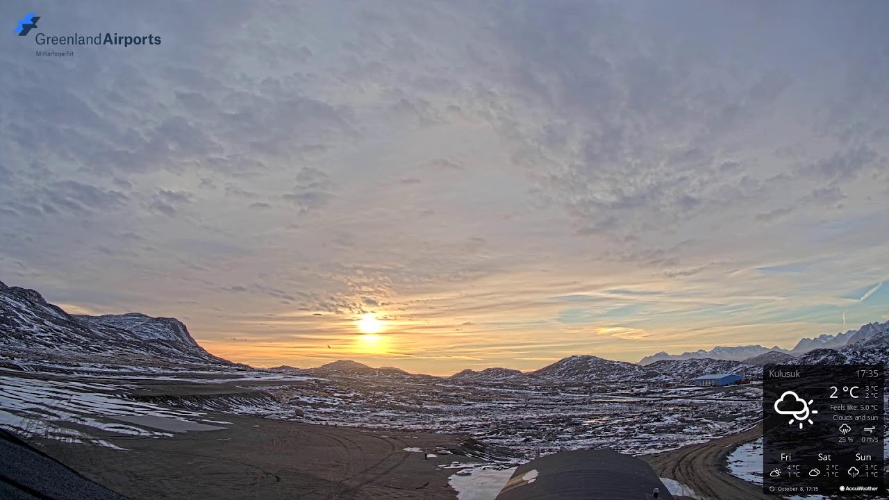 Live webcam view of Kulusuk Airport West View