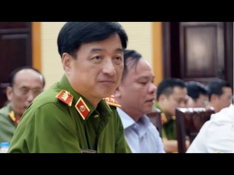 Thượng tướng Nguyễn Duy Ngọc làm chánh văn phòng TW đảng và bộ CT quyết định nhiều nhân sự