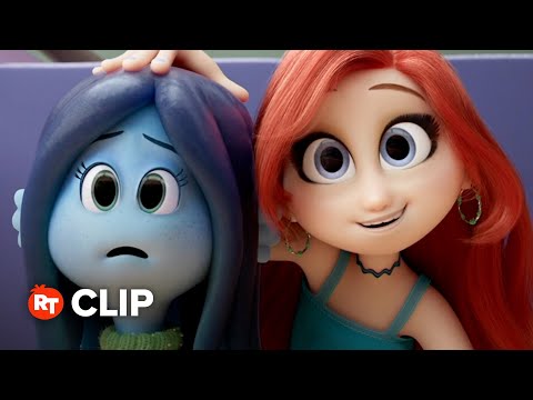 Ruby Gillman, Teenage Kraken Movie Clip - Ruby Fits on Land (2023)