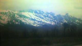 preview picture of video 'me,driving  at yellowstone 1996 jackson hole motel'