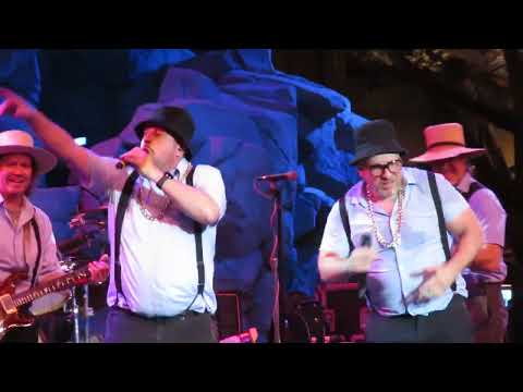 The Amish Outlaws - Bust A Move/Ice Ice Baby/It's Tricky - 10/20/23 - Mohegan Sun - Wolf Den - CT