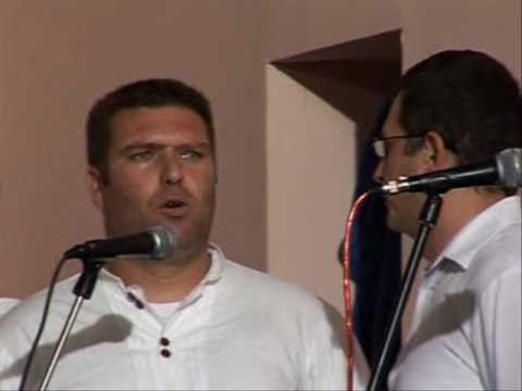 Ruzo moja crvena klapa Condura