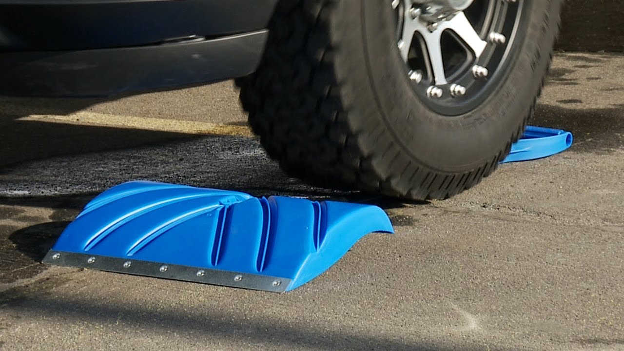 DriftMaster Snow Shovels