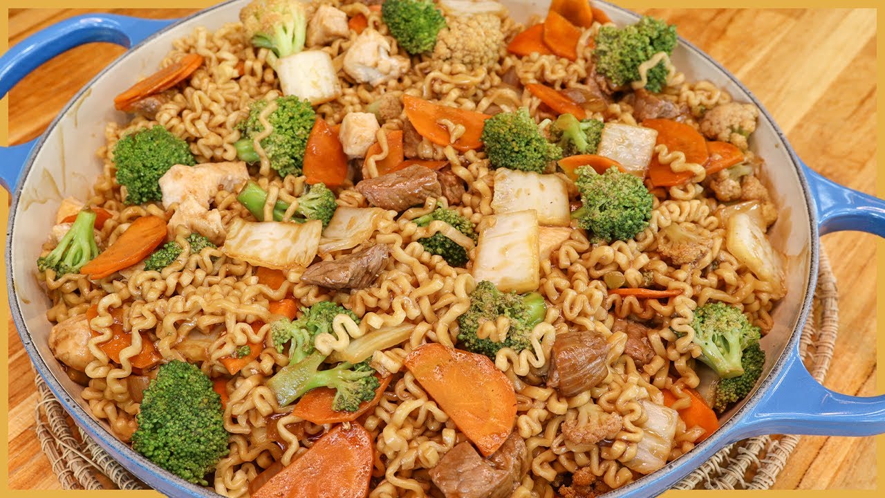 COMO FAZER YAKISOBA RÁPIDO E FÁCIL EM CASA!  - Receitas de Pai