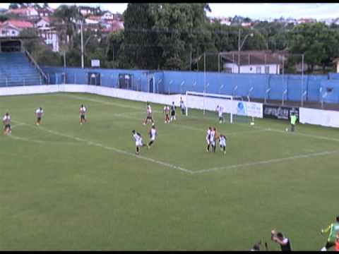 Pato Branco 3 X São José 24