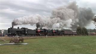 preview picture of video 'Triple header steam train on VGR  Sat 06/09/08'