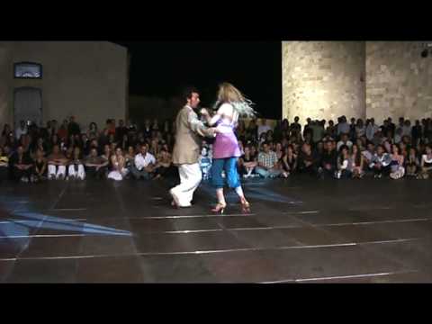 Pablo y Eugenia - Con una rosa