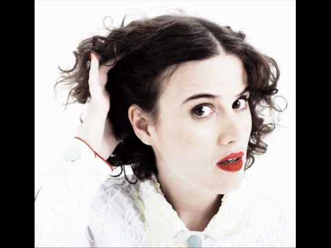 Ana Cañas - 04 - Esconderijo