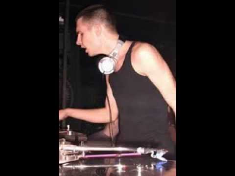 DJ Boss - Live 06.04.2002@Blade Sofia - Slovakia Underground