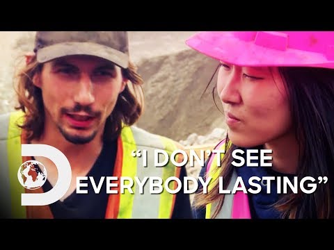 パーカーは彼の工場をより効率的に稼働させるためにアナリストを雇う｜シーズン10｜ゴールドラッシュ (Parker Hires An Analyst To Get His Plant Running More Efficiently | Season 10 | Gold Rush)