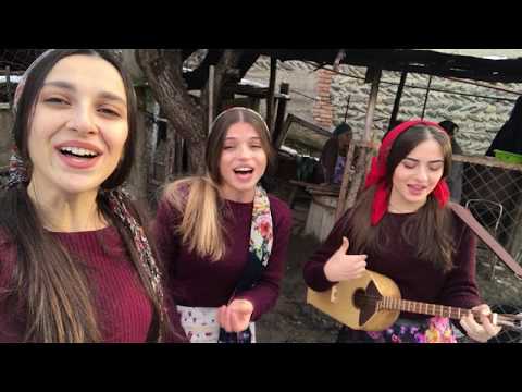 Trio Mandili - Haralali-Haralalo