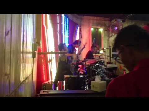 Joeziliano with Ibanez GSR 206 Tamados Band