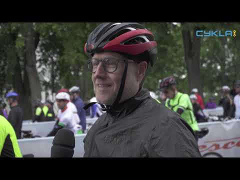 15 mil räcker inte – Reiner cyklade till starten