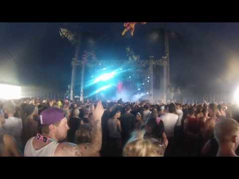 Creamfields 2013 - Chuckie 1